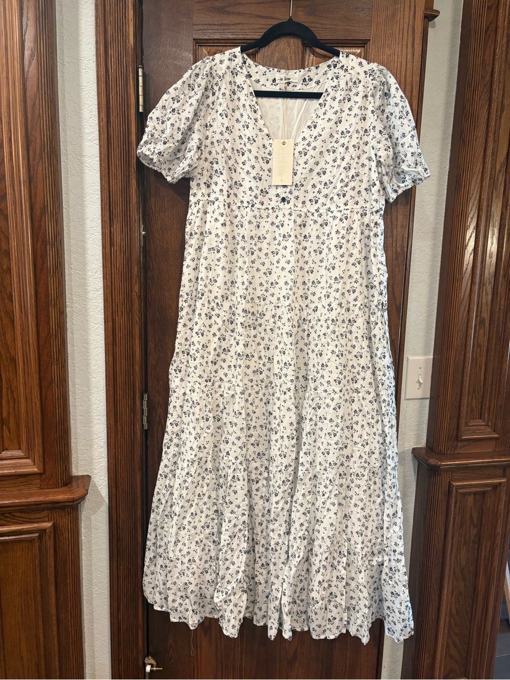 In Loom $78 NWT Ditsy Floral Puff Sleeve Tiered Maxi Dress Large Cottagecore - Picture 2 of 11